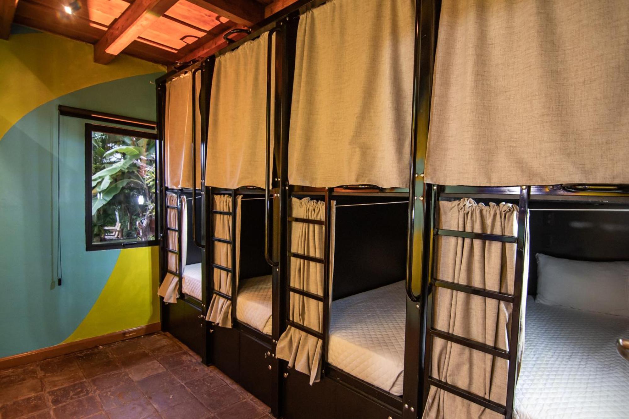 Yes Please! Hostel Antigua Exteriör bild