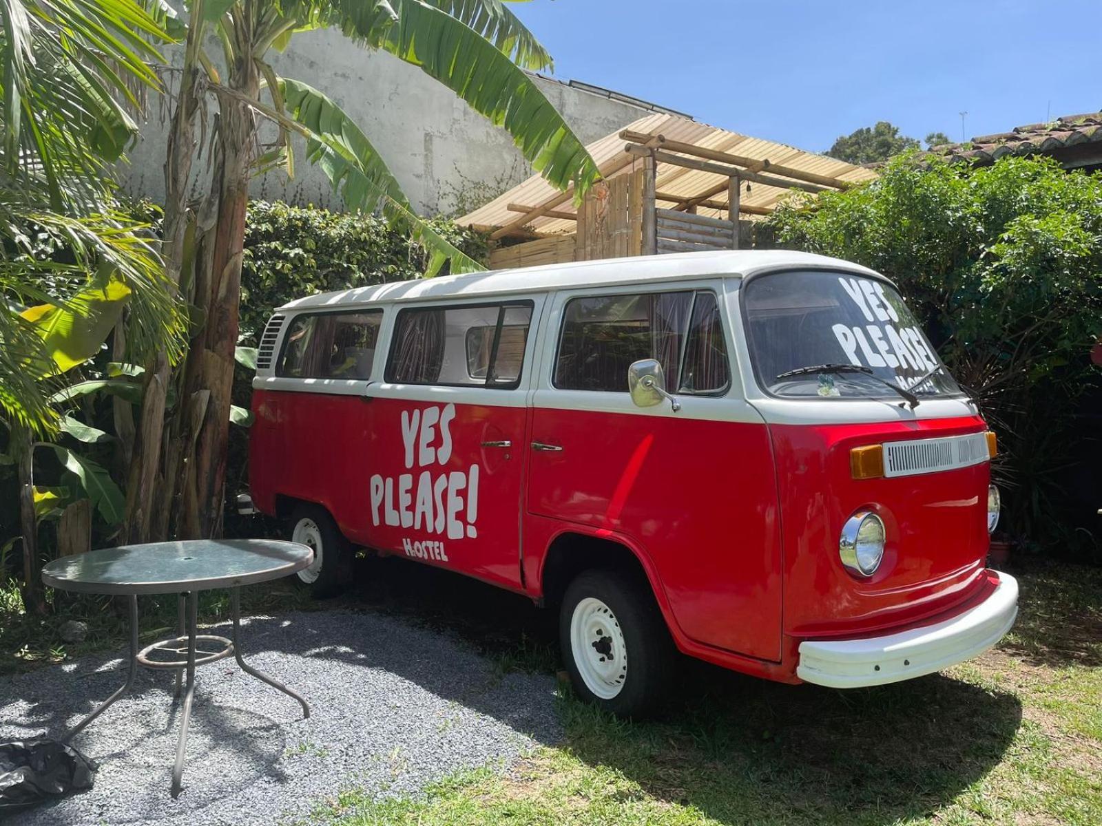Yes Please! Hostel Antigua Exteriör bild